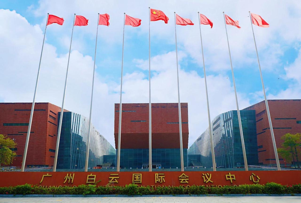 Hotel Guangzhou Baiyun International Convention Center Exterior foto