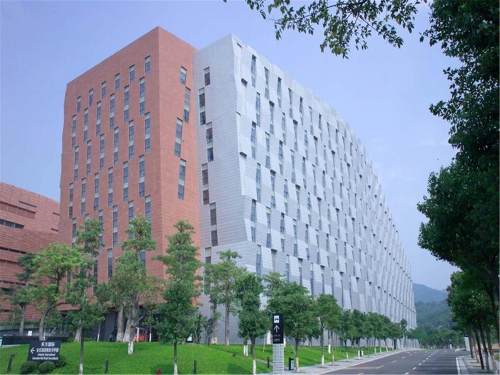 Hotel Guangzhou Baiyun International Convention Center Exterior foto